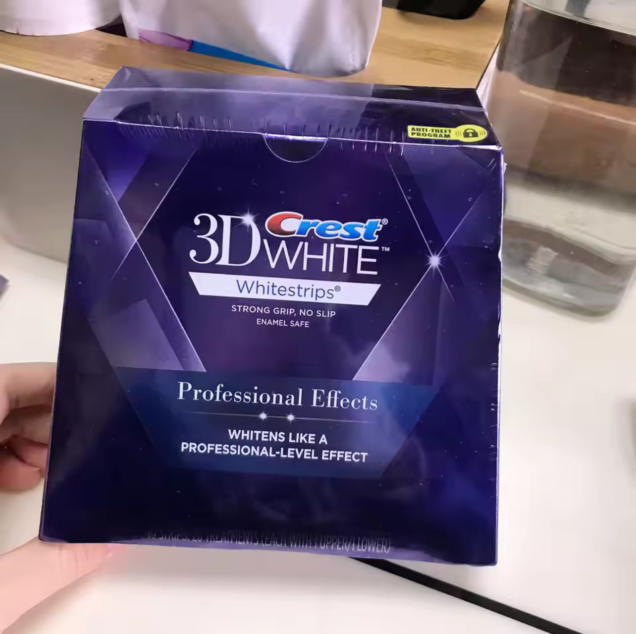 3D White Crest